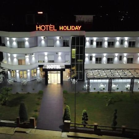 Koplik Hotel Holiday المظهر الخارجي الصورة